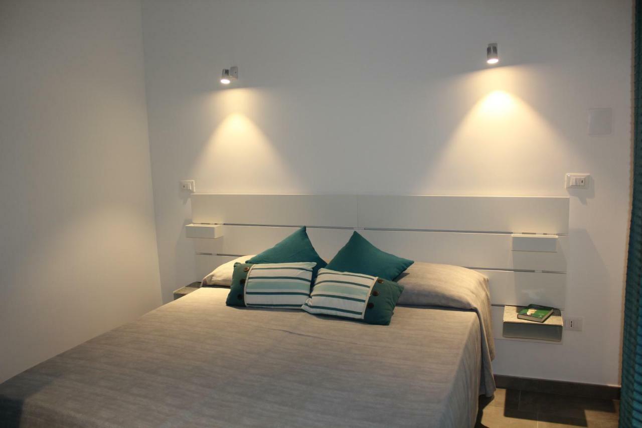 Bed & Breakfast La Finestra Sul Porto 3*